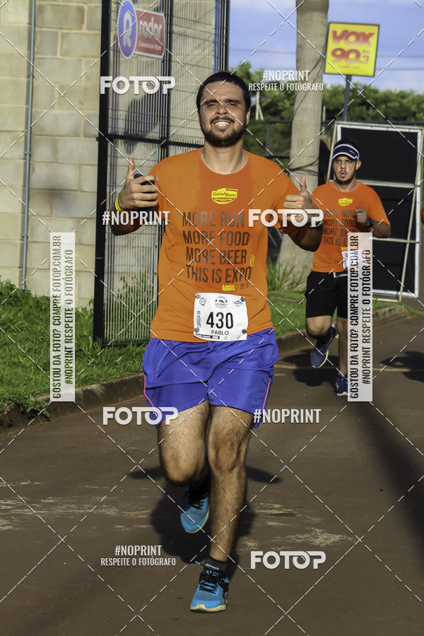 Buy your photos of the event1 Beer Run Expo guas on Fotop