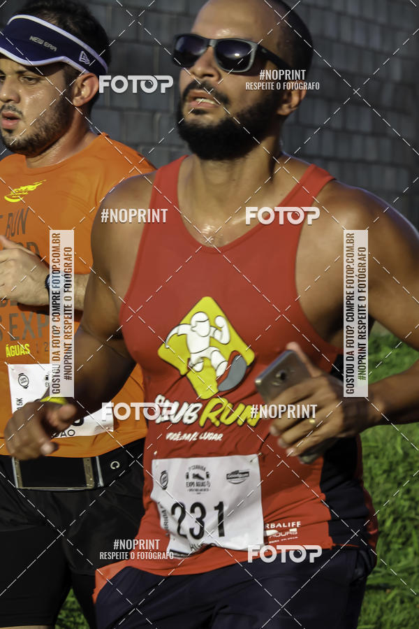 Buy your photos of the event1 Beer Run Expo guas on Fotop