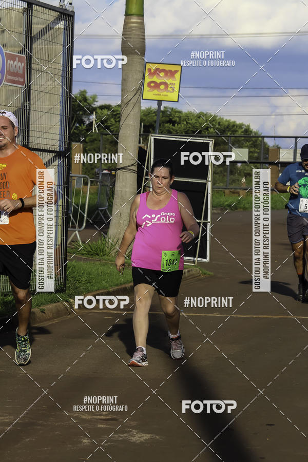Buy your photos of the event1 Beer Run Expo guas on Fotop