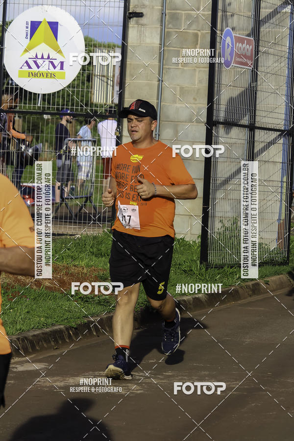 Buy your photos of the event1 Beer Run Expo guas on Fotop