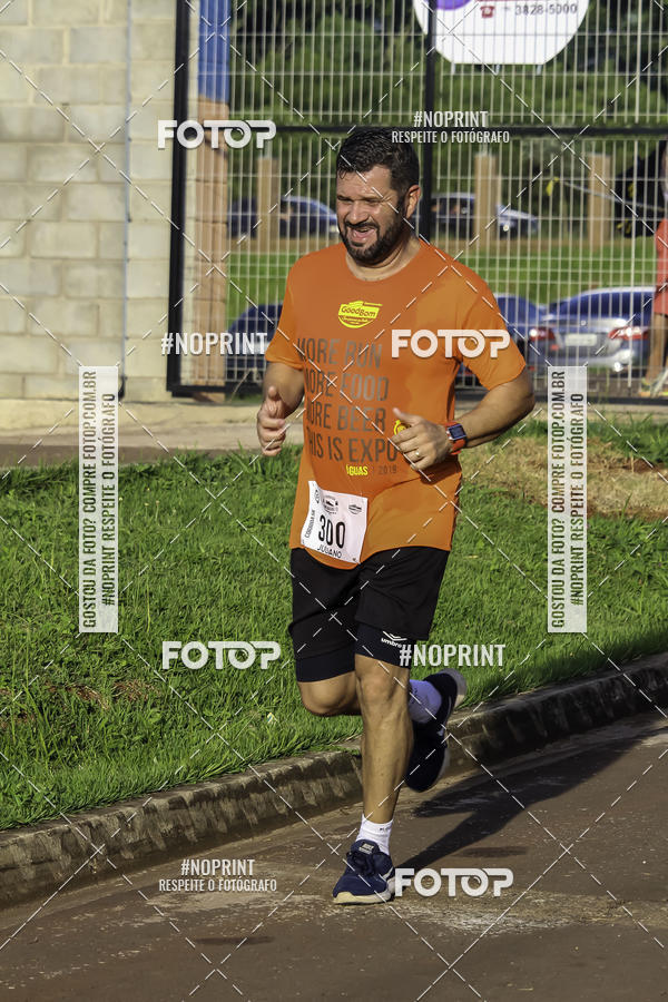 Buy your photos of the event1 Beer Run Expo guas on Fotop