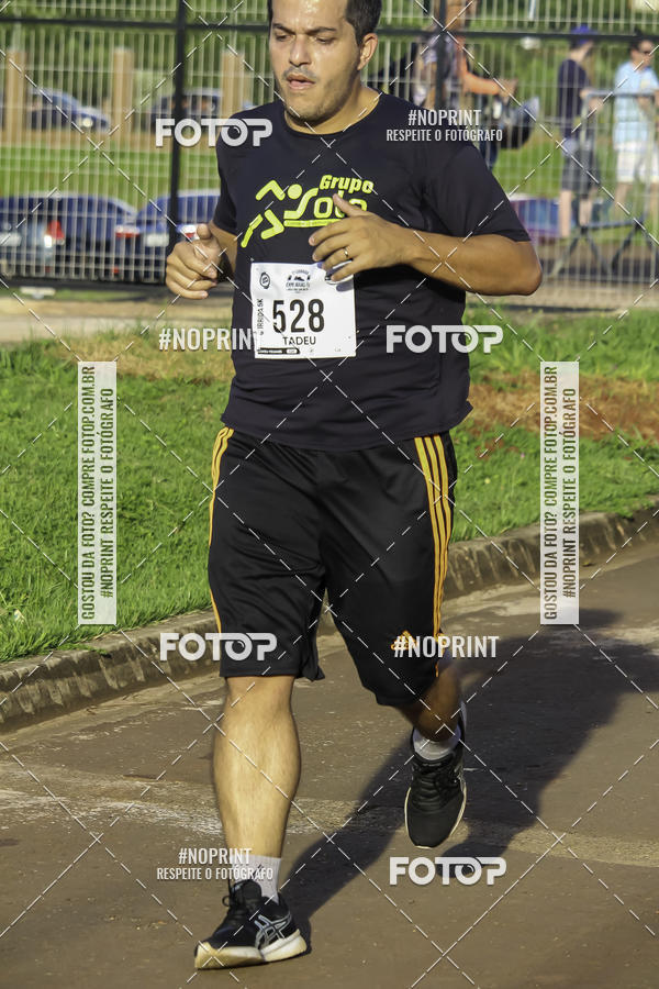 Buy your photos of the event1 Beer Run Expo guas on Fotop