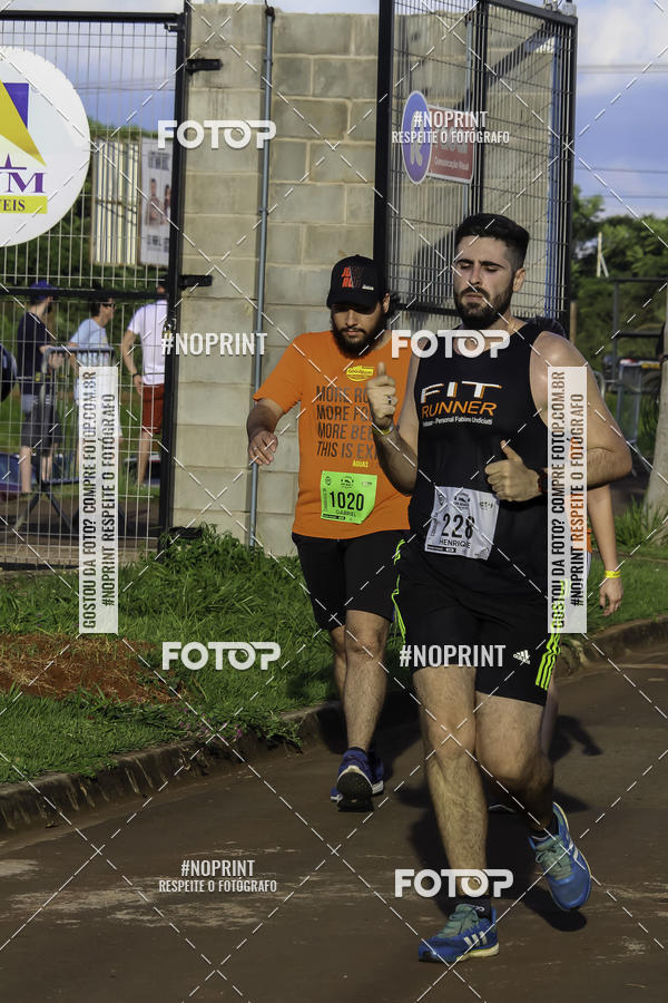 Buy your photos of the event1 Beer Run Expo guas on Fotop