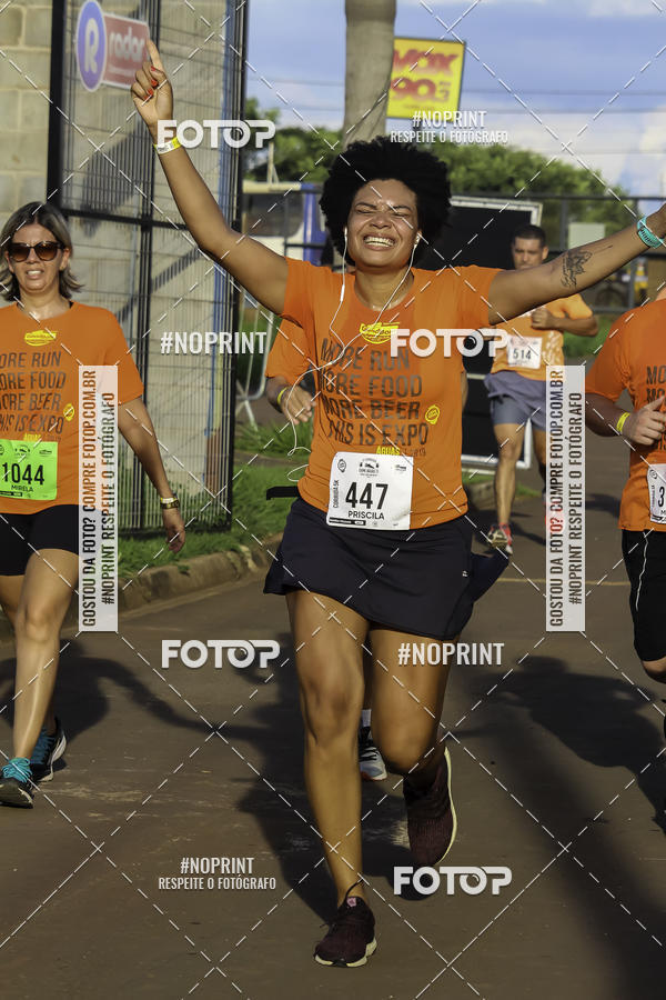 Buy your photos of the event1 Beer Run Expo guas on Fotop