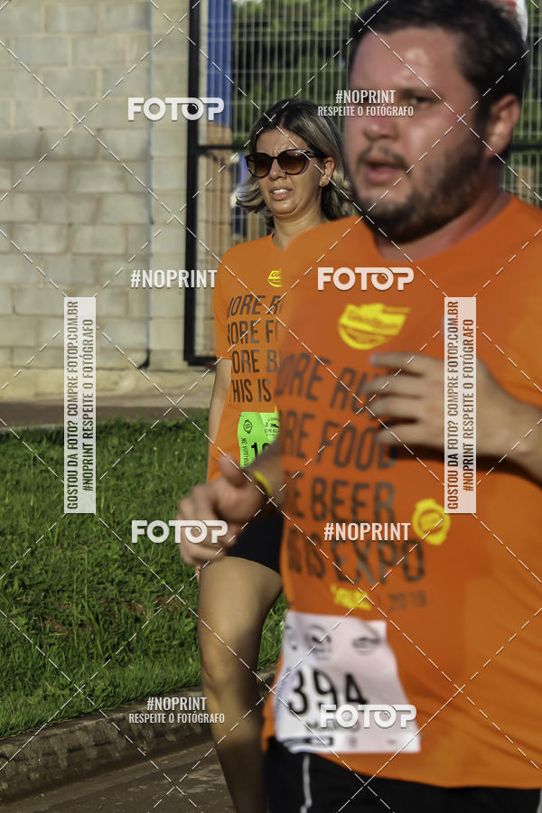 Buy your photos of the event1 Beer Run Expo guas on Fotop