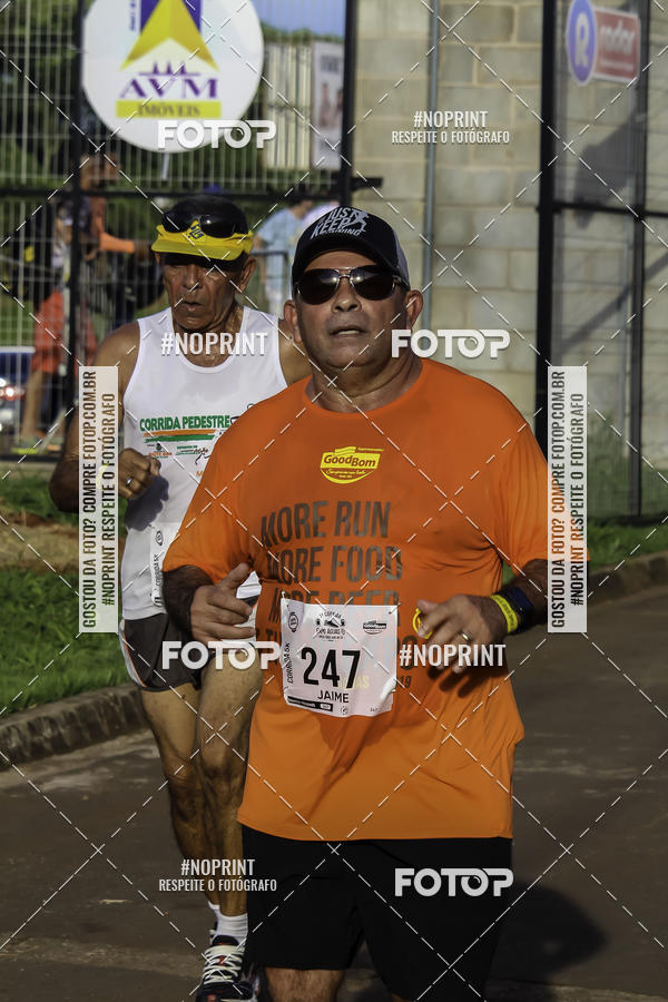 Buy your photos of the event1 Beer Run Expo guas on Fotop