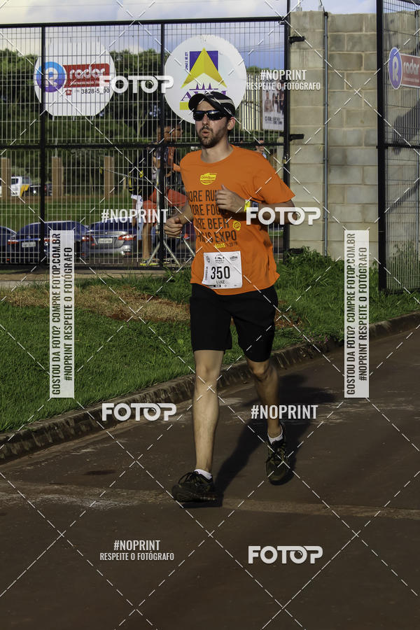 Buy your photos of the event1 Beer Run Expo guas on Fotop