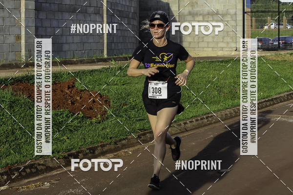 Buy your photos of the event1 Beer Run Expo guas on Fotop