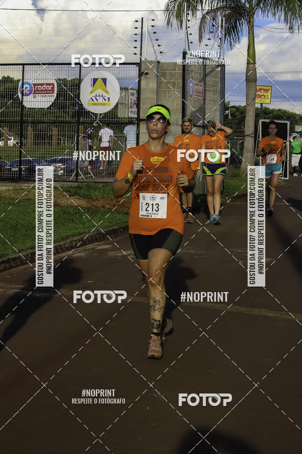 Buy your photos of the event1 Beer Run Expo guas on Fotop