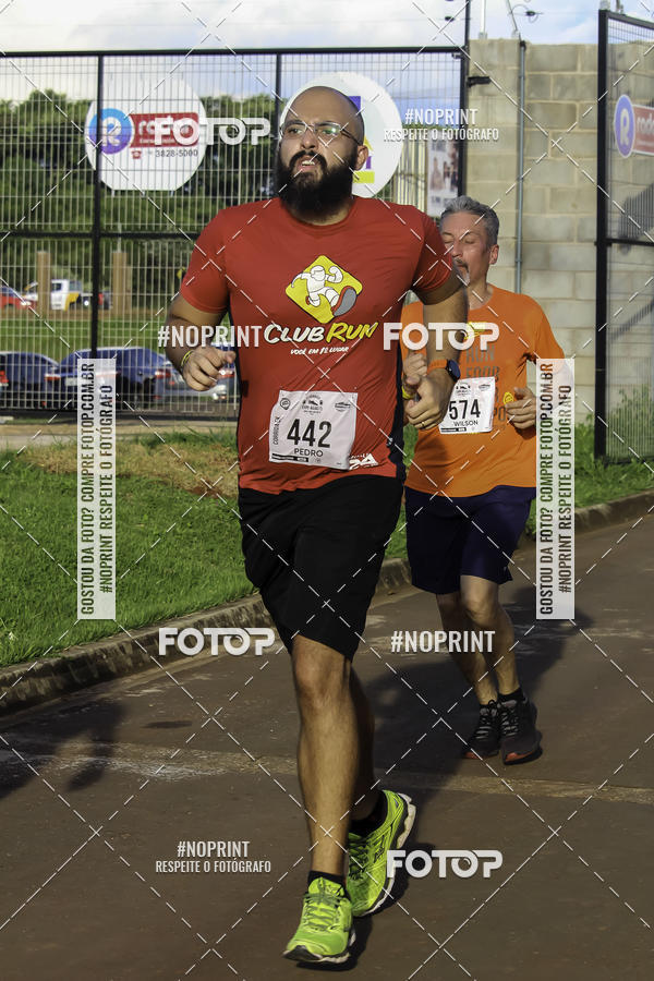 Buy your photos of the event1 Beer Run Expo guas on Fotop