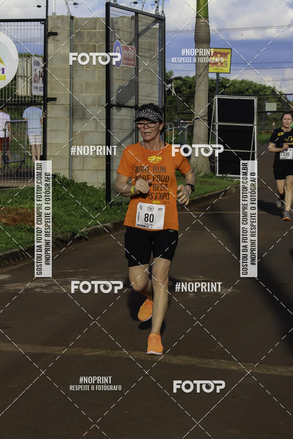 Buy your photos of the event1 Beer Run Expo guas on Fotop