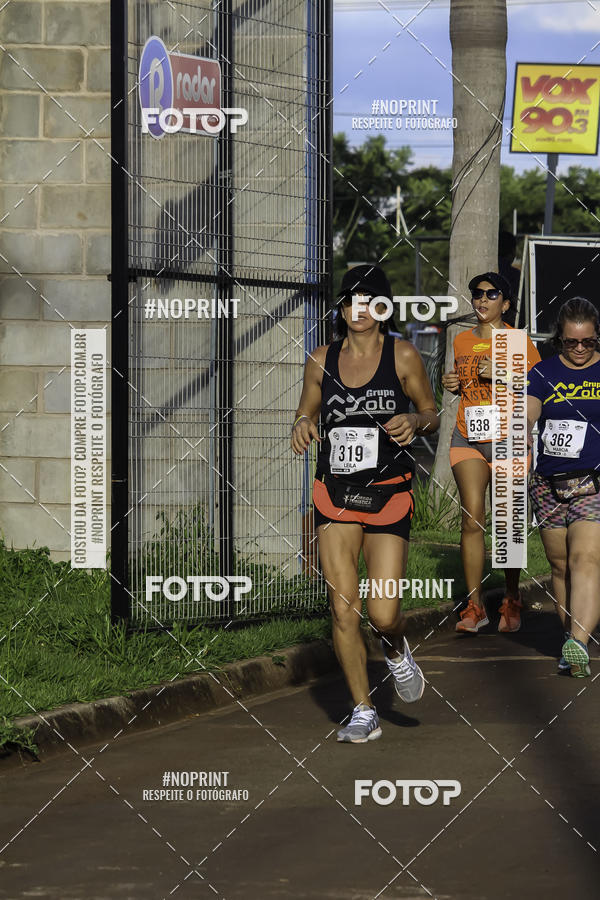 Buy your photos of the event1 Beer Run Expo guas on Fotop