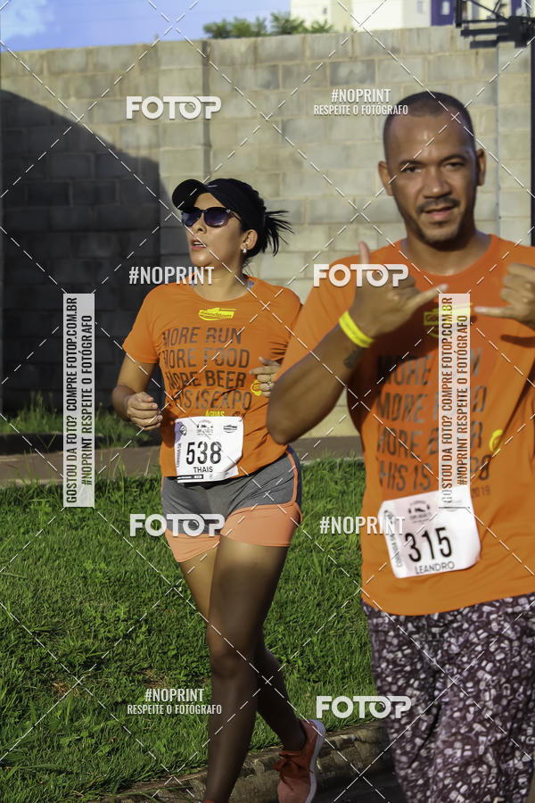 Buy your photos of the event1 Beer Run Expo guas on Fotop