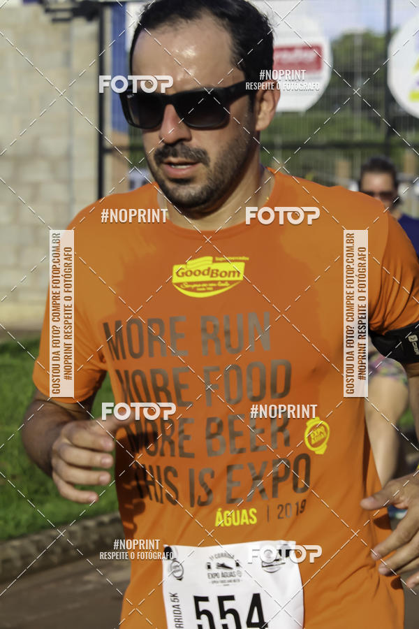 Buy your photos of the event1 Beer Run Expo guas on Fotop