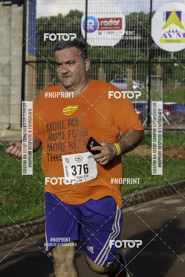 Buy your photos of the event1 Beer Run Expo guas on Fotop