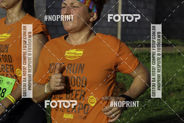 Buy your photos of the event1 Beer Run Expo guas on Fotop