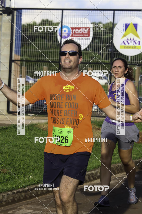 Buy your photos of the event1 Beer Run Expo guas on Fotop