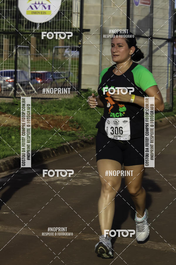 Buy your photos of the event1 Beer Run Expo guas on Fotop