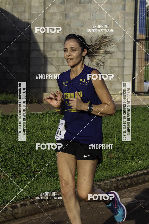 Buy your photos of the event1 Beer Run Expo guas on Fotop