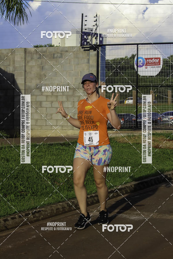 Buy your photos of the event1 Beer Run Expo guas on Fotop
