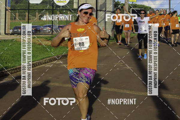 Buy your photos of the event1 Beer Run Expo guas on Fotop