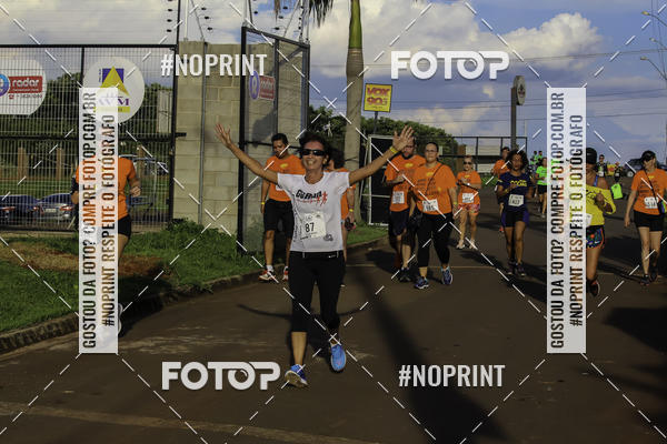 Buy your photos of the event1 Beer Run Expo guas on Fotop