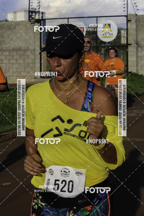 Buy your photos of the event1 Beer Run Expo guas on Fotop