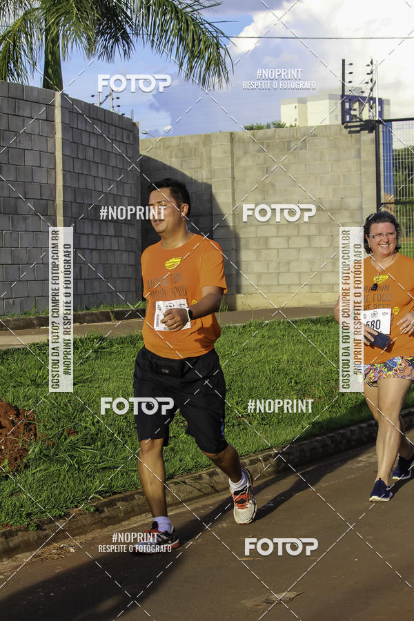 Buy your photos of the event1 Beer Run Expo guas on Fotop