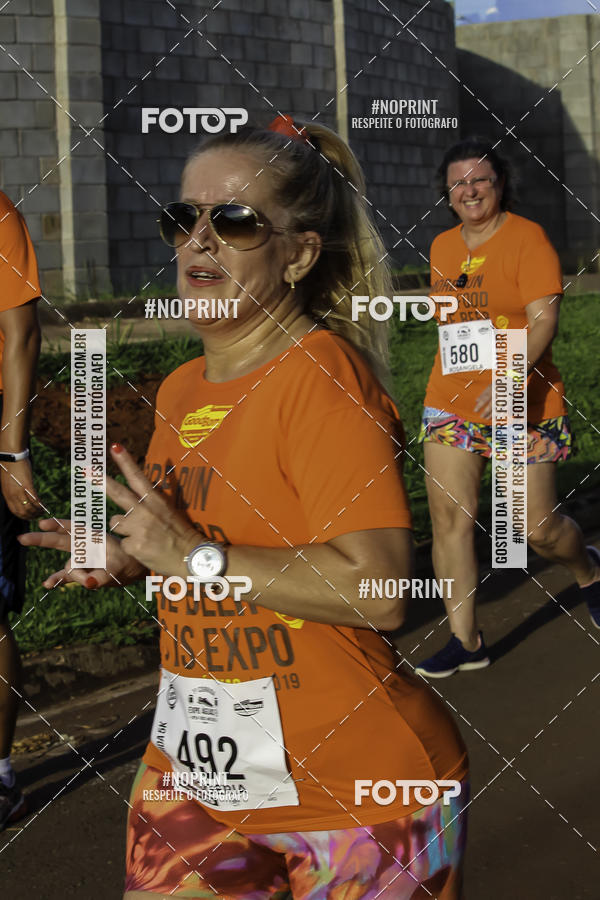 Buy your photos of the event1 Beer Run Expo guas on Fotop