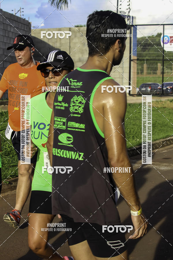 Buy your photos of the event1 Beer Run Expo guas on Fotop