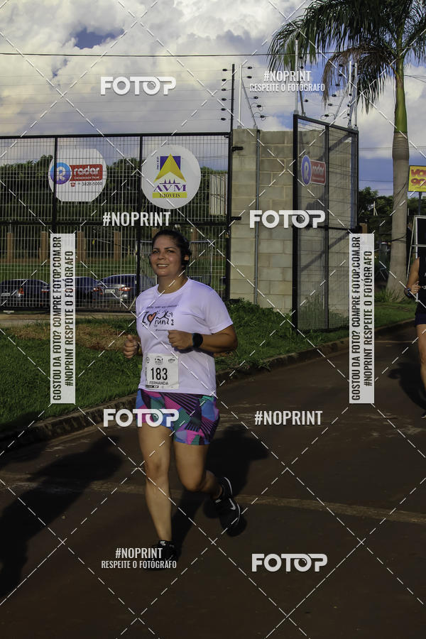 Buy your photos of the event1 Beer Run Expo guas on Fotop