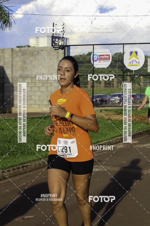 Buy your photos of the event1 Beer Run Expo guas on Fotop