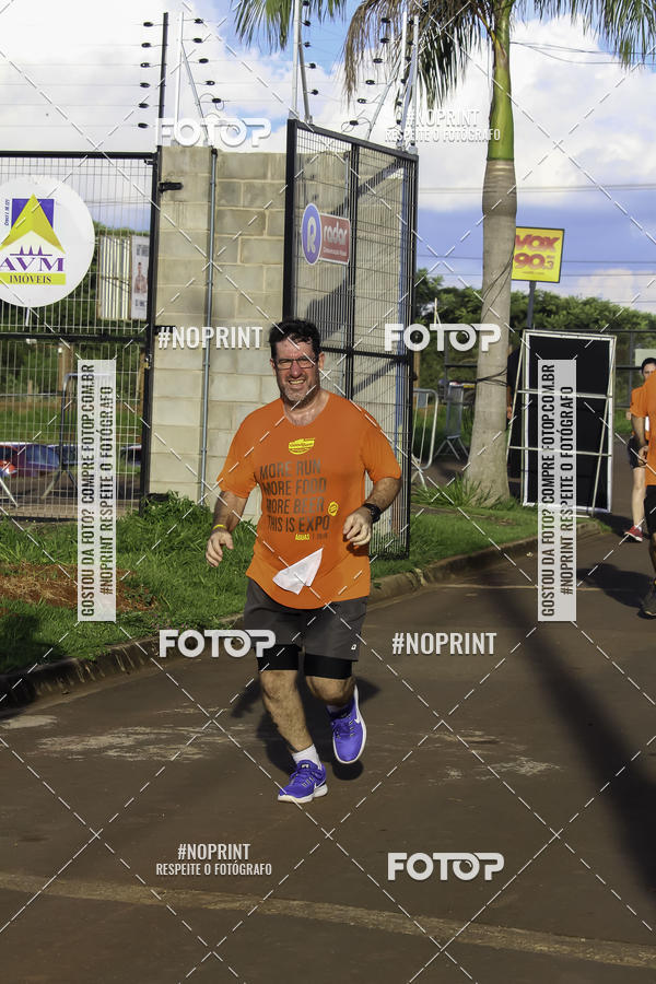 Buy your photos of the event1 Beer Run Expo guas on Fotop