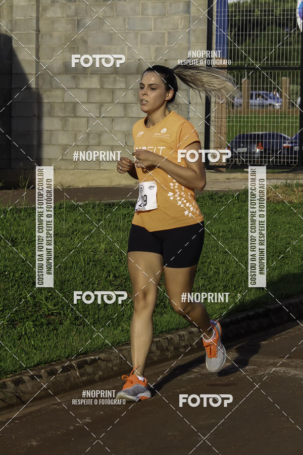 Buy your photos of the event1 Beer Run Expo guas on Fotop