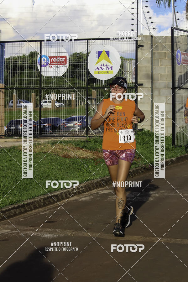 Buy your photos of the event1 Beer Run Expo guas on Fotop