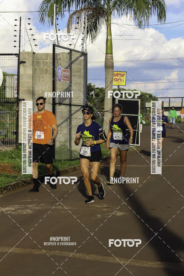 Buy your photos of the event1 Beer Run Expo guas on Fotop