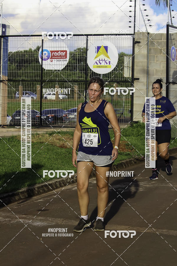 Buy your photos of the event1 Beer Run Expo guas on Fotop