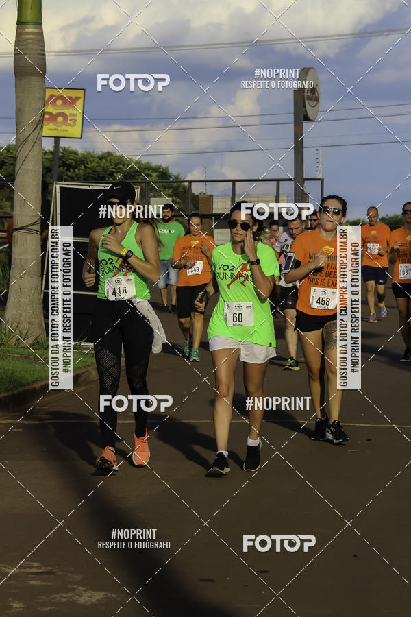 Buy your photos of the event1 Beer Run Expo guas on Fotop