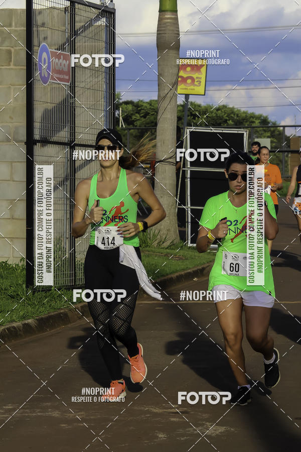 Buy your photos of the event1 Beer Run Expo guas on Fotop