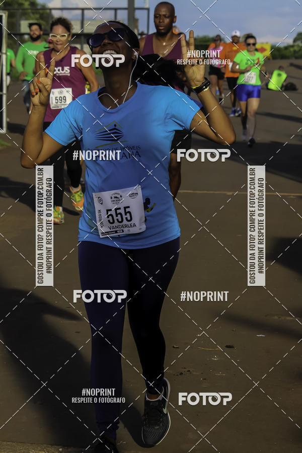 Buy your photos of the event1 Beer Run Expo guas on Fotop