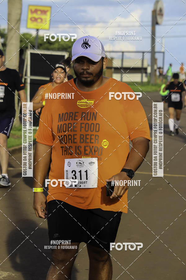 Buy your photos of the event1 Beer Run Expo guas on Fotop