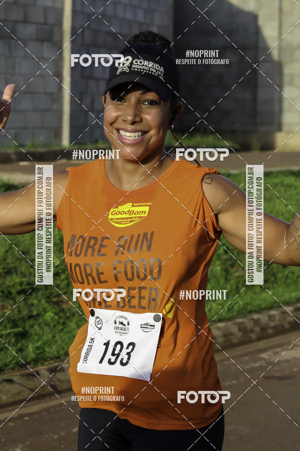 Buy your photos of the event1 Beer Run Expo guas on Fotop