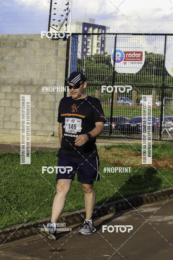 Buy your photos of the event1 Beer Run Expo guas on Fotop