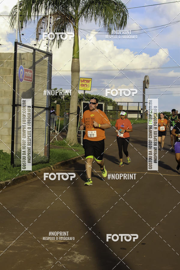 Buy your photos of the event1 Beer Run Expo guas on Fotop