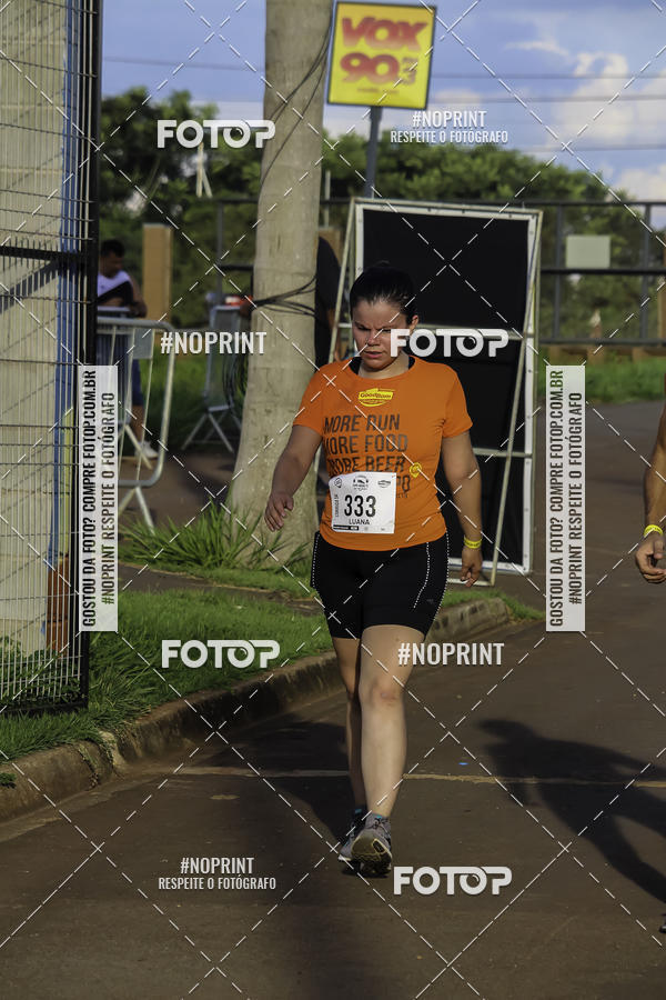 Buy your photos of the event1 Beer Run Expo guas on Fotop