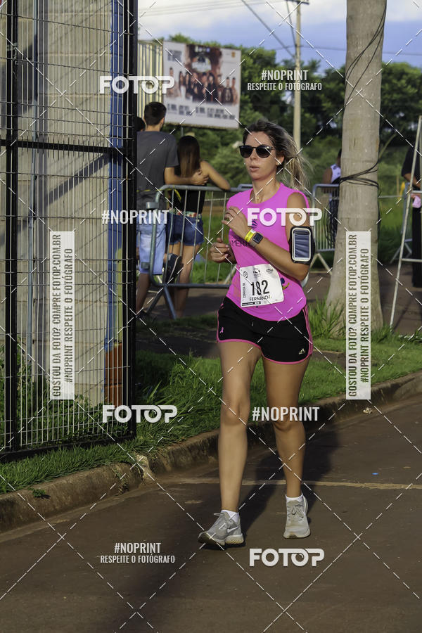 Buy your photos of the event1 Beer Run Expo guas on Fotop