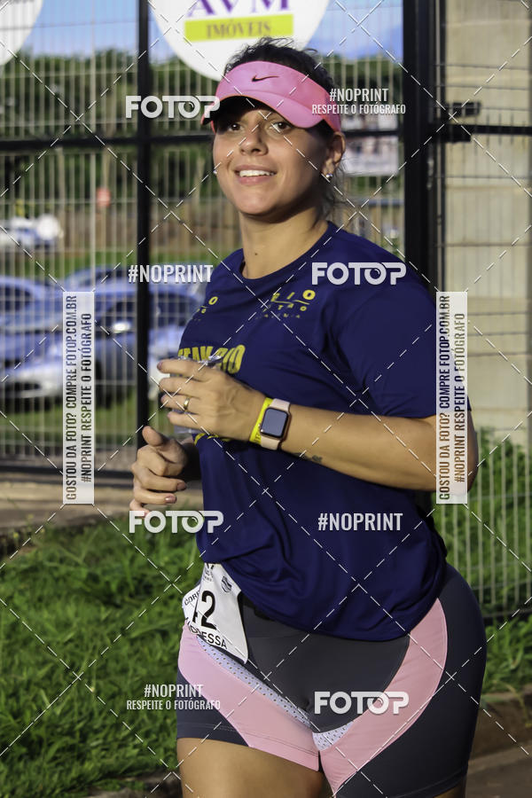 Buy your photos of the event1 Beer Run Expo guas on Fotop