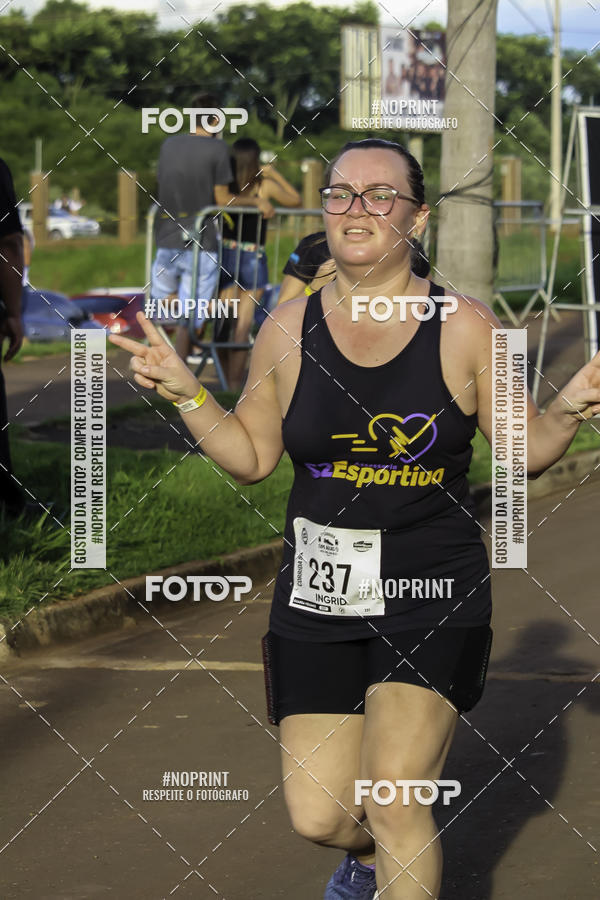 Buy your photos of the event1 Beer Run Expo guas on Fotop