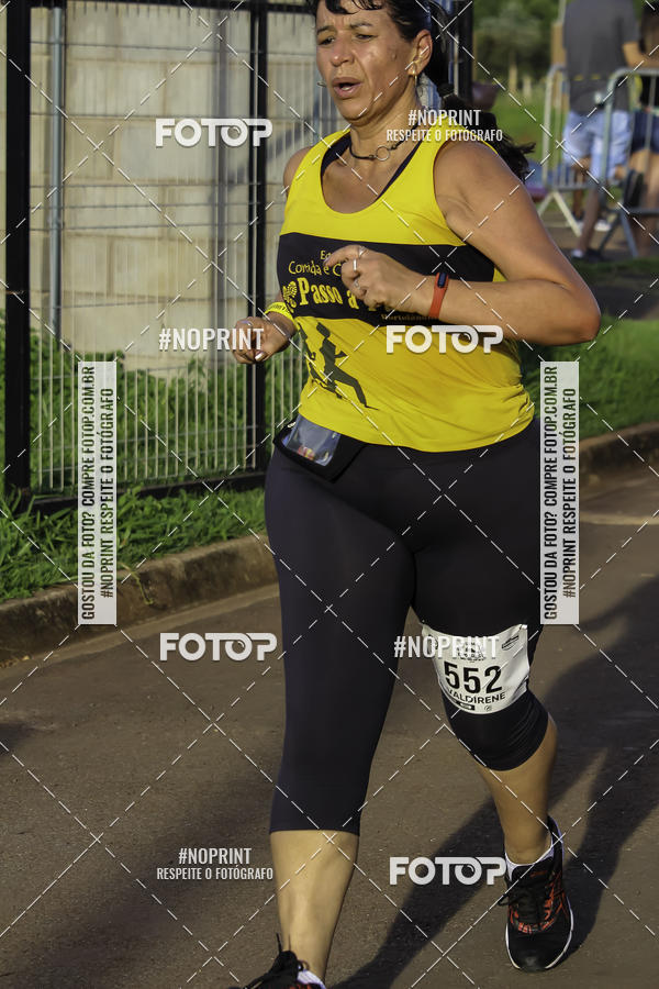 Buy your photos of the event1 Beer Run Expo guas on Fotop