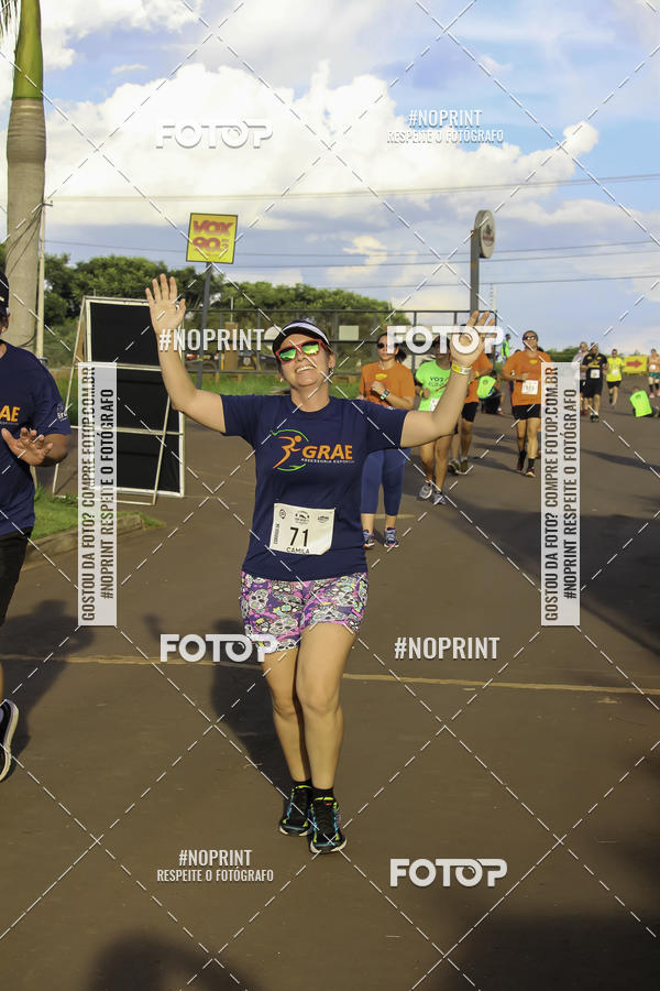 Buy your photos of the event1 Beer Run Expo guas on Fotop